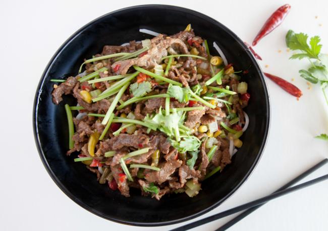 Beef and Wild Chili Pepper Stir-Fry with Noodle
